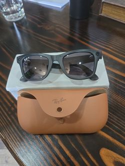 BRAND NEW META RAY BAN GEN 2 BLACK SUNGLASSES.  NEVER BEEN WORN