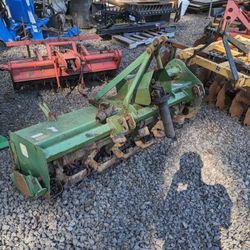 John Deere 660 Rototiller 