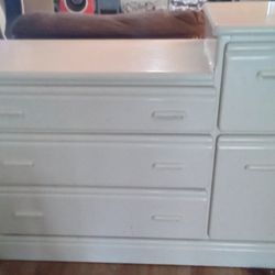 BABY CHANGING TABLE/ DRESSER HEAVY FAIR SHAPE NEEDS TLC