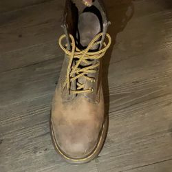 Doc Martens Brown