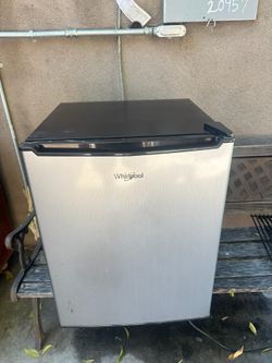 Whirlpool Mini Fridge