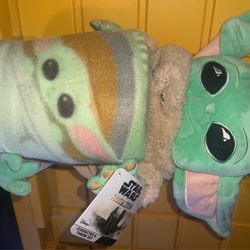 baby yoda blanket with stuffed animal