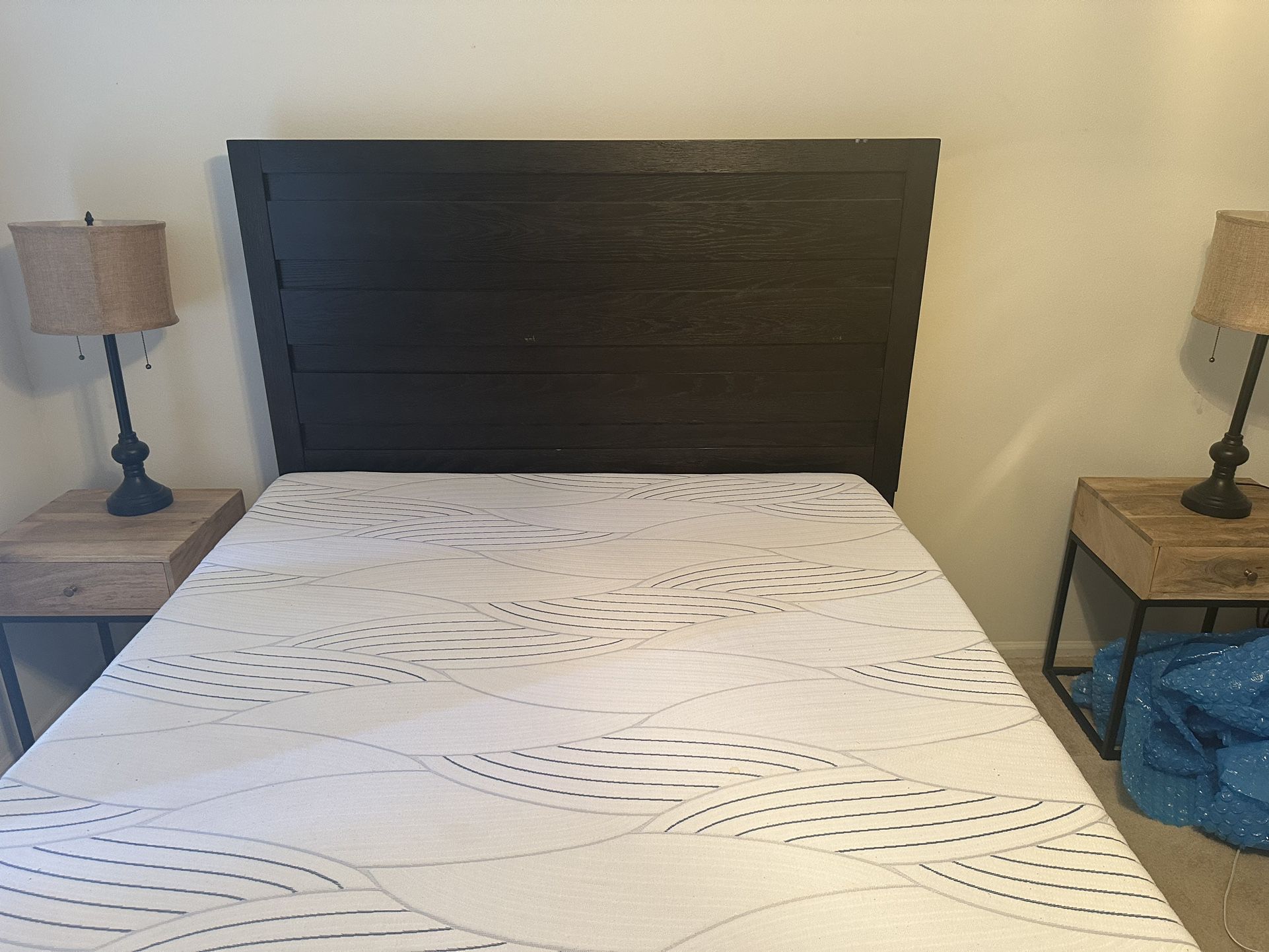 Bed (mattress Box Spring And Head Board (Queen)