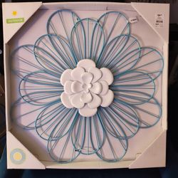19" Metal Blue And White Wire Flower