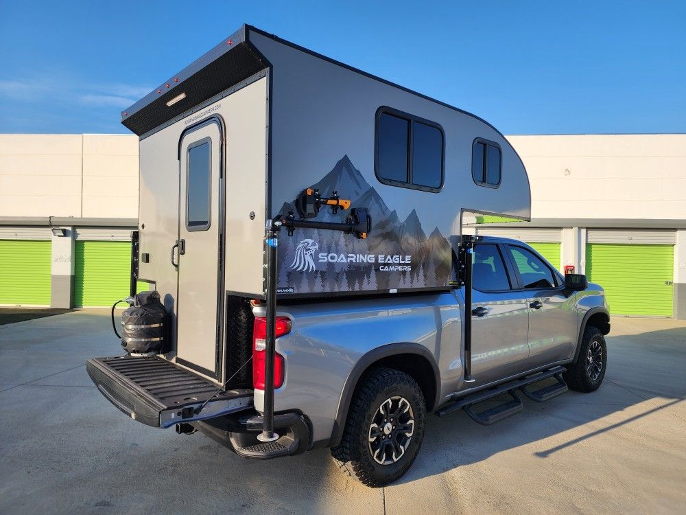 Soaring Eagle Adlar 6.5XL Camper