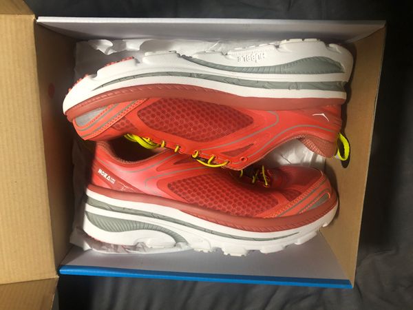 running shoes az