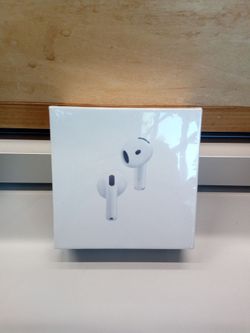 Apple airpods 4 with noise cancelation