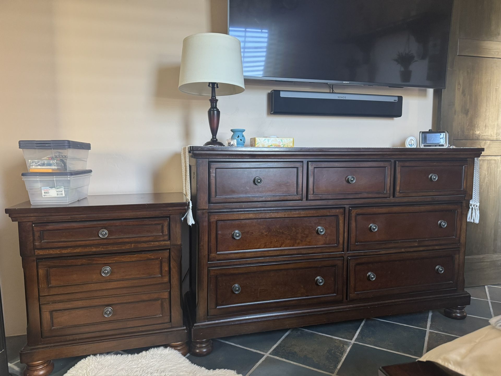 Queen Bedroom Set