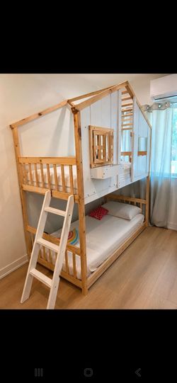 Kids bunk bed