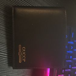 Gucci Wallet , 8 card Slot