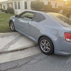 2011 Scion tC