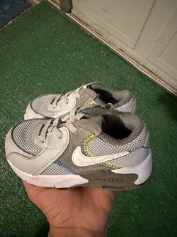Toddler shoes size 8C