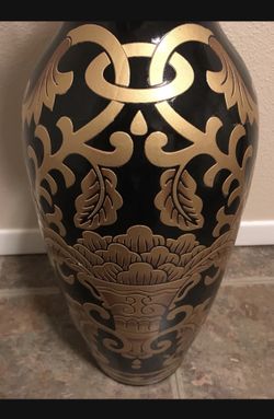 Black & Gold Vase