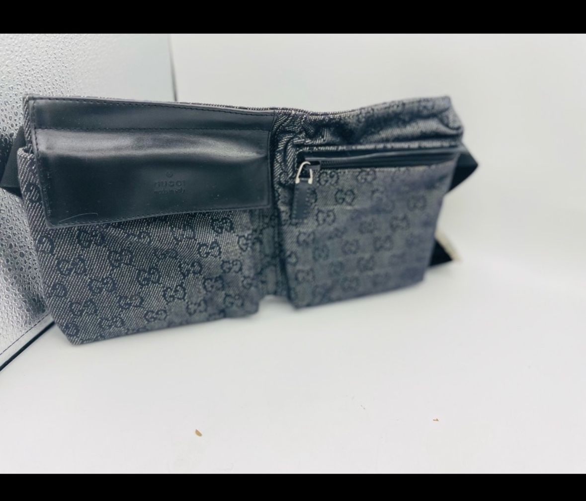 GUCCI Waist Belt Bag Fanny Pack 