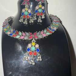 Multicolored Necklace Set