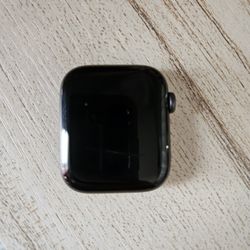 Apple Watch SE (44mm)