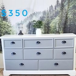 Dresser/TV Console