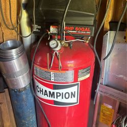 Craftsman air compressor 6 hp 60 gallon great condition no rust