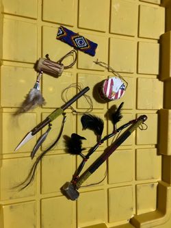 Native American souvenir novelty items