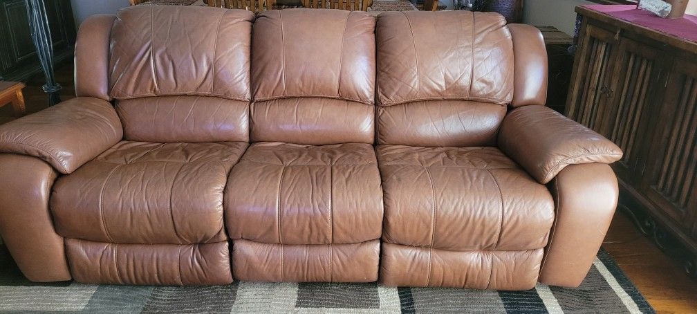 Brown Leather Recliner Sofa.