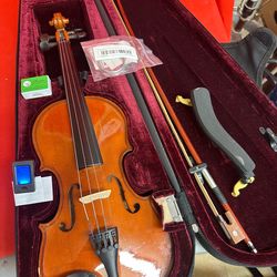 1/2 Size Violin with Bow, Digital Tuner, Shoulder Rest, Extra Strings $40 Firm