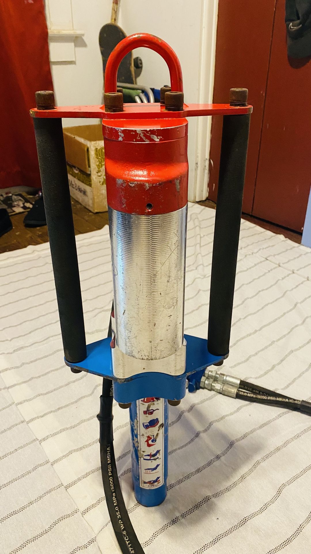 Hydraulic Ground Rod Driver