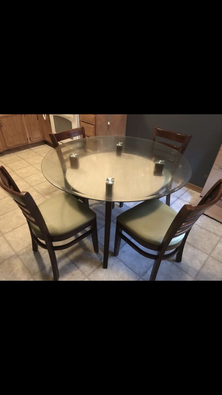 Glass Kitchen Table PICK UP ONLY