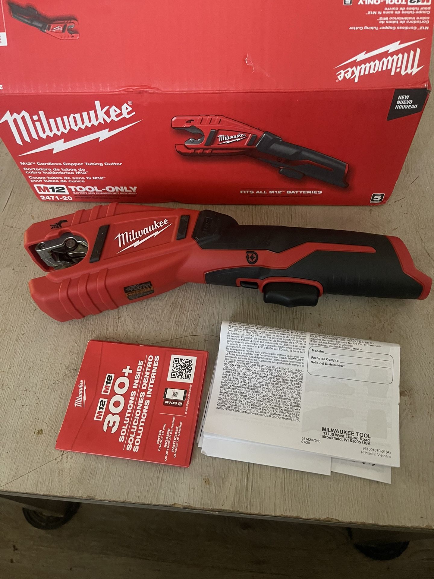Milwaukee M12 Copper Cutting (tool Only)