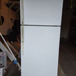 Refrigerator  