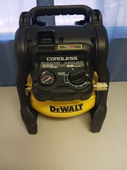 DeWalt 20 volt Flex advantage compressor