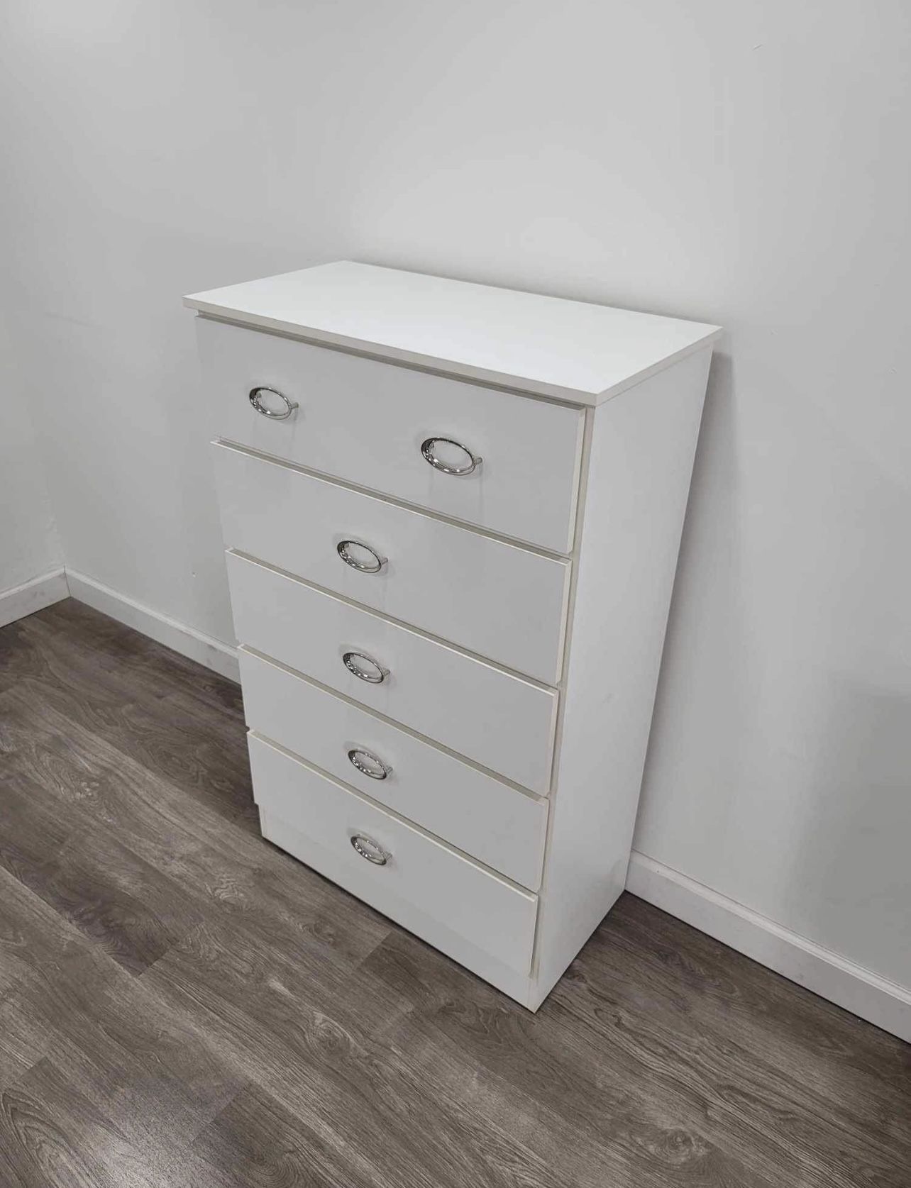 Chest . Perfect Stylish For Your Home ! - Gavetero ¡ Estilo Perfecto Para Su Hogar !