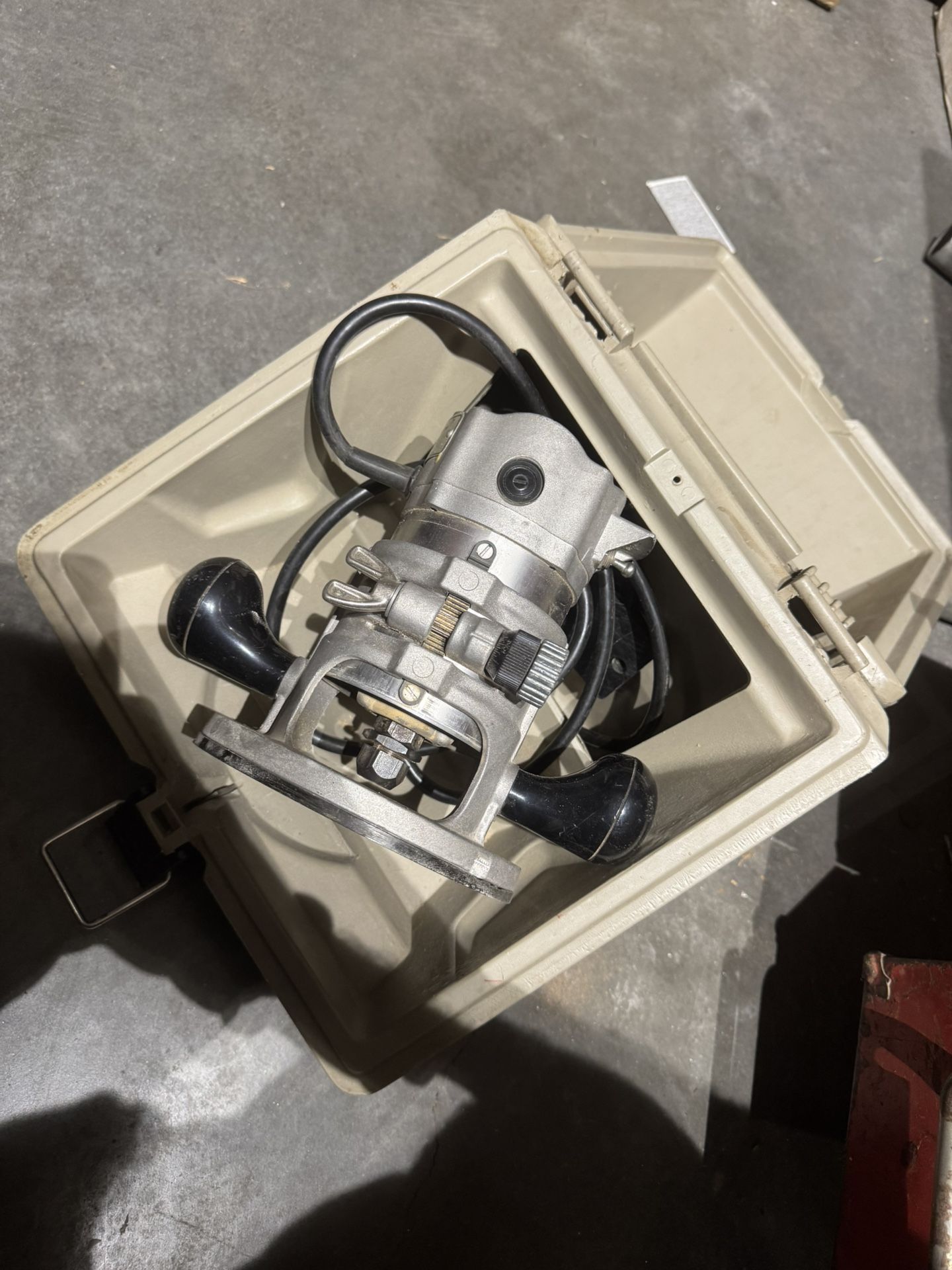 Craftsman Router