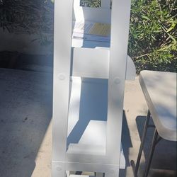 Bathroom Stand 