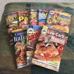 Lot of 8 Best Recipes Easy Home Cooking