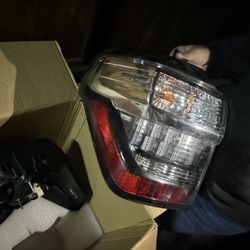 5th Gen 4Runner Stock Headlight And Tail Light 