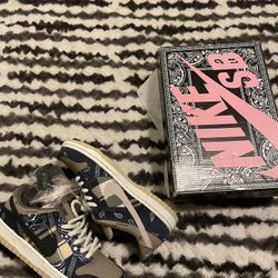 Travis Scott x Nike SB Dunk Low Canvas