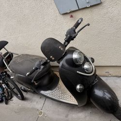 E-moped Without Batteries 