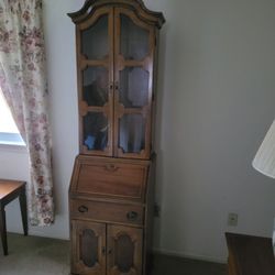 Thomasville Italian Mediterranean 23" Secretary Desk