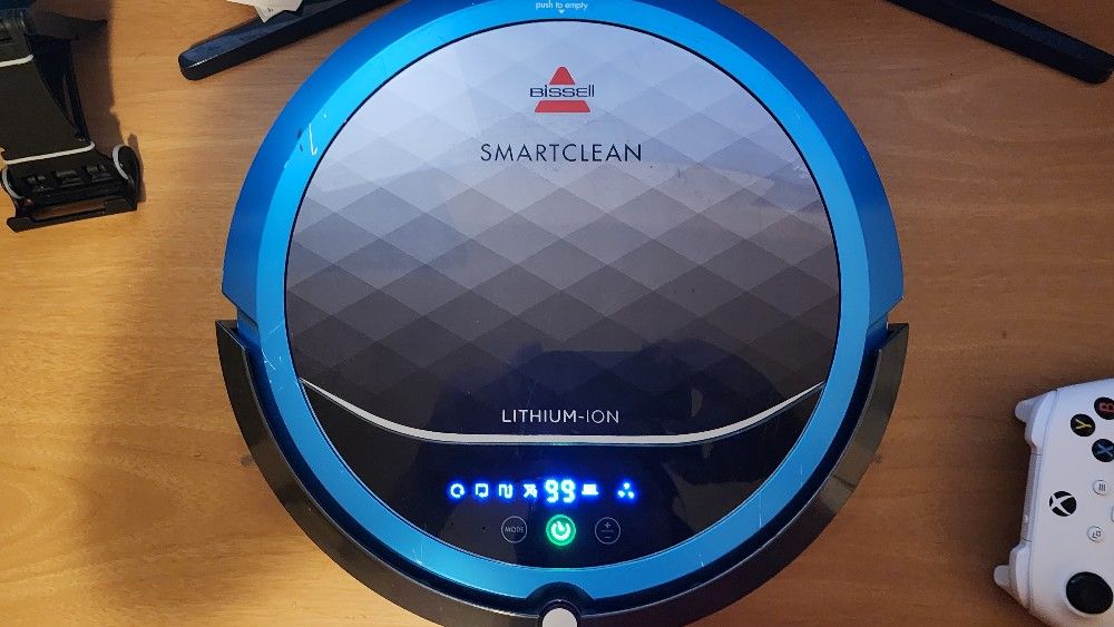 Bissell Smartclean Multi Surface Robot Vacuum for Sale in Sacramento