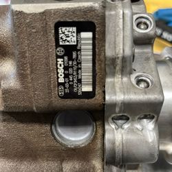 Bosch Cp3 High Pressure Pump With Supply Lines