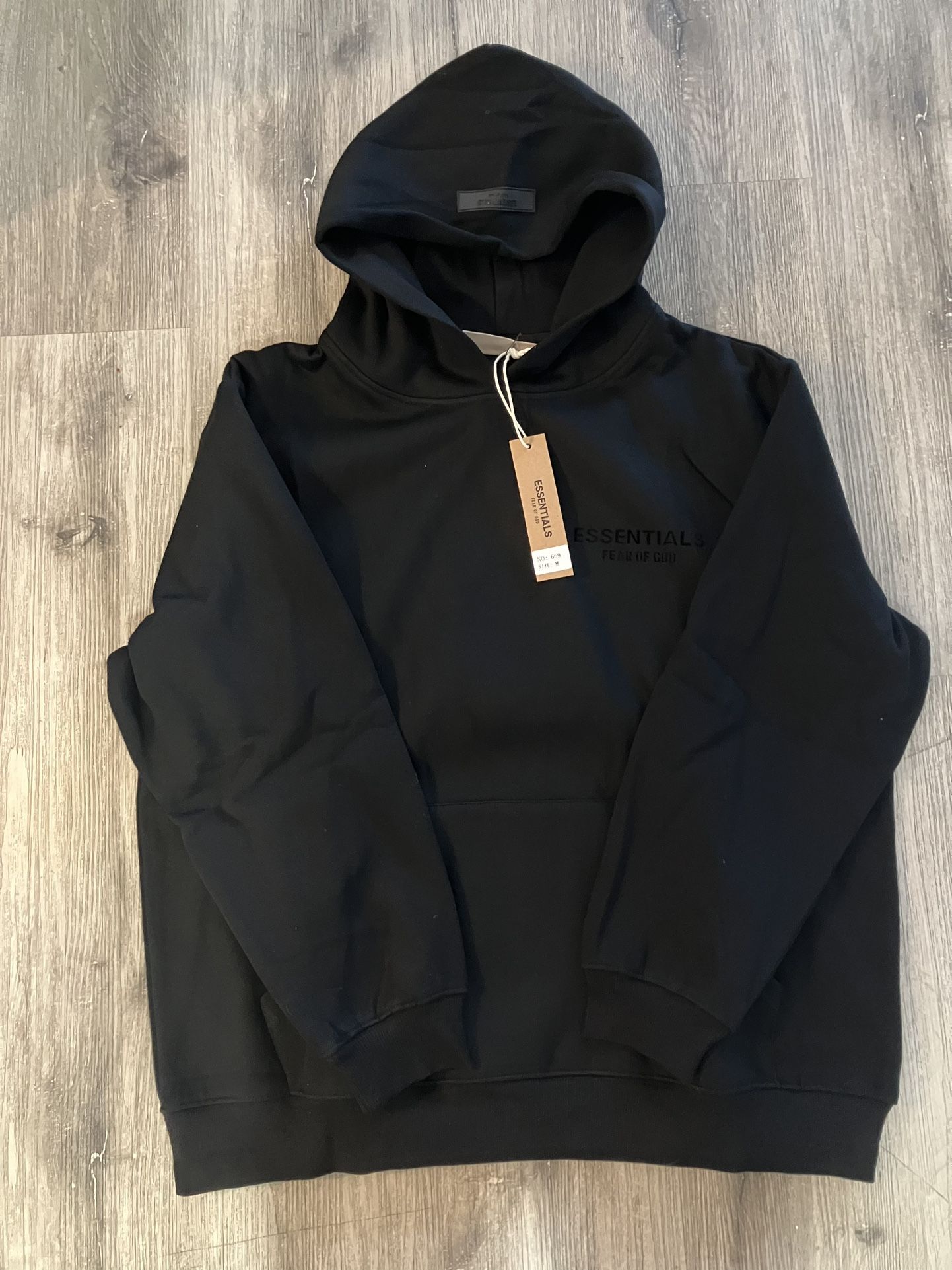 Essential hoodie