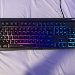 Wired gaming keyboard 