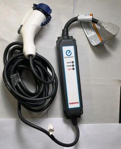 Nissan leaf electric charger