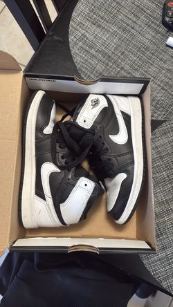 Kids jordan 1 Retro high