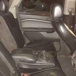 2010 Cadillac SRX black