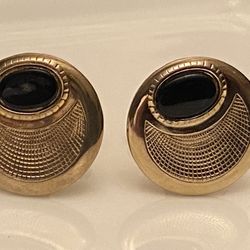 Vintage Gold Tone Black Stone Cufflinks