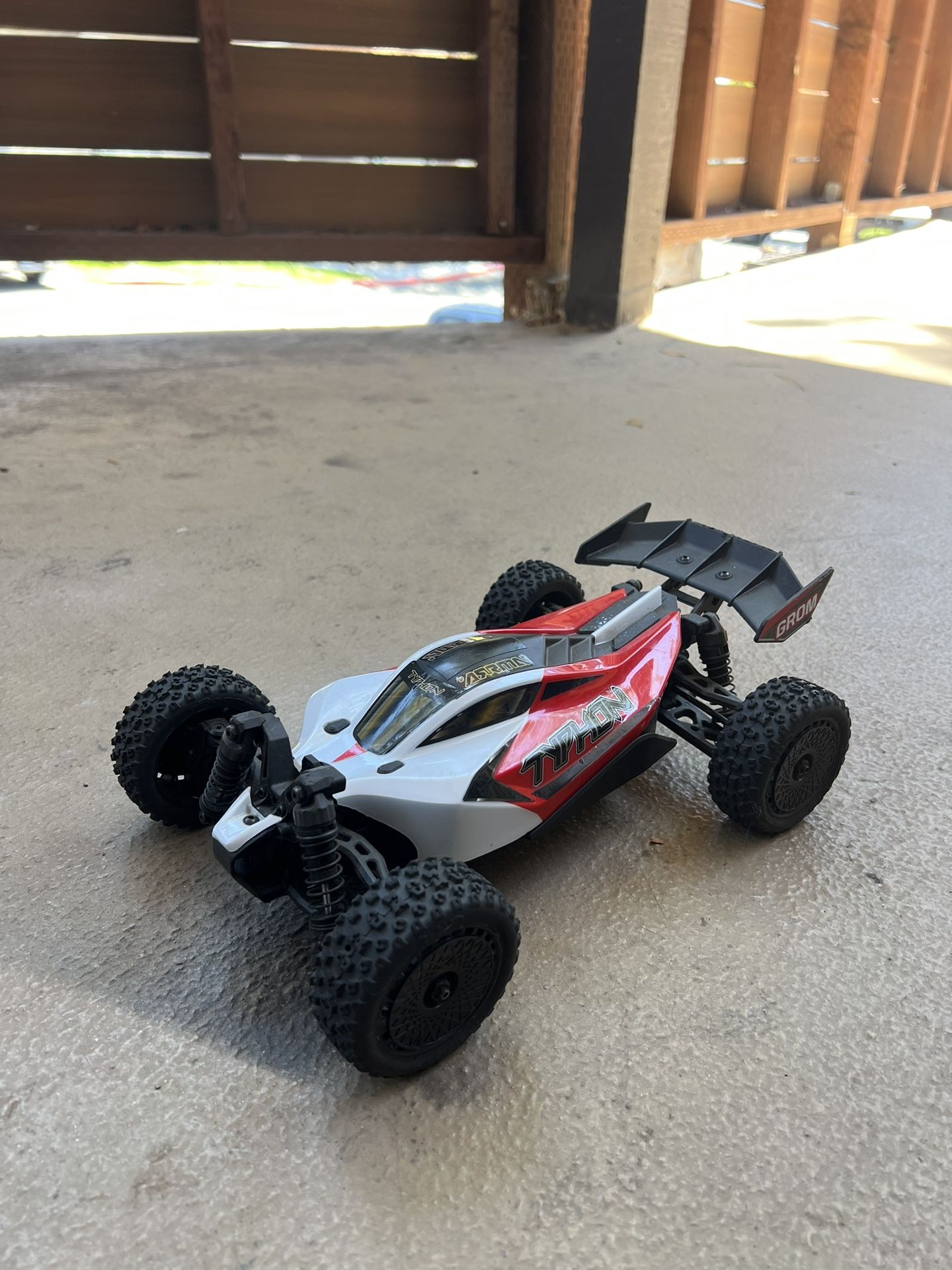 Aarma Typhon Grom (Brushed)