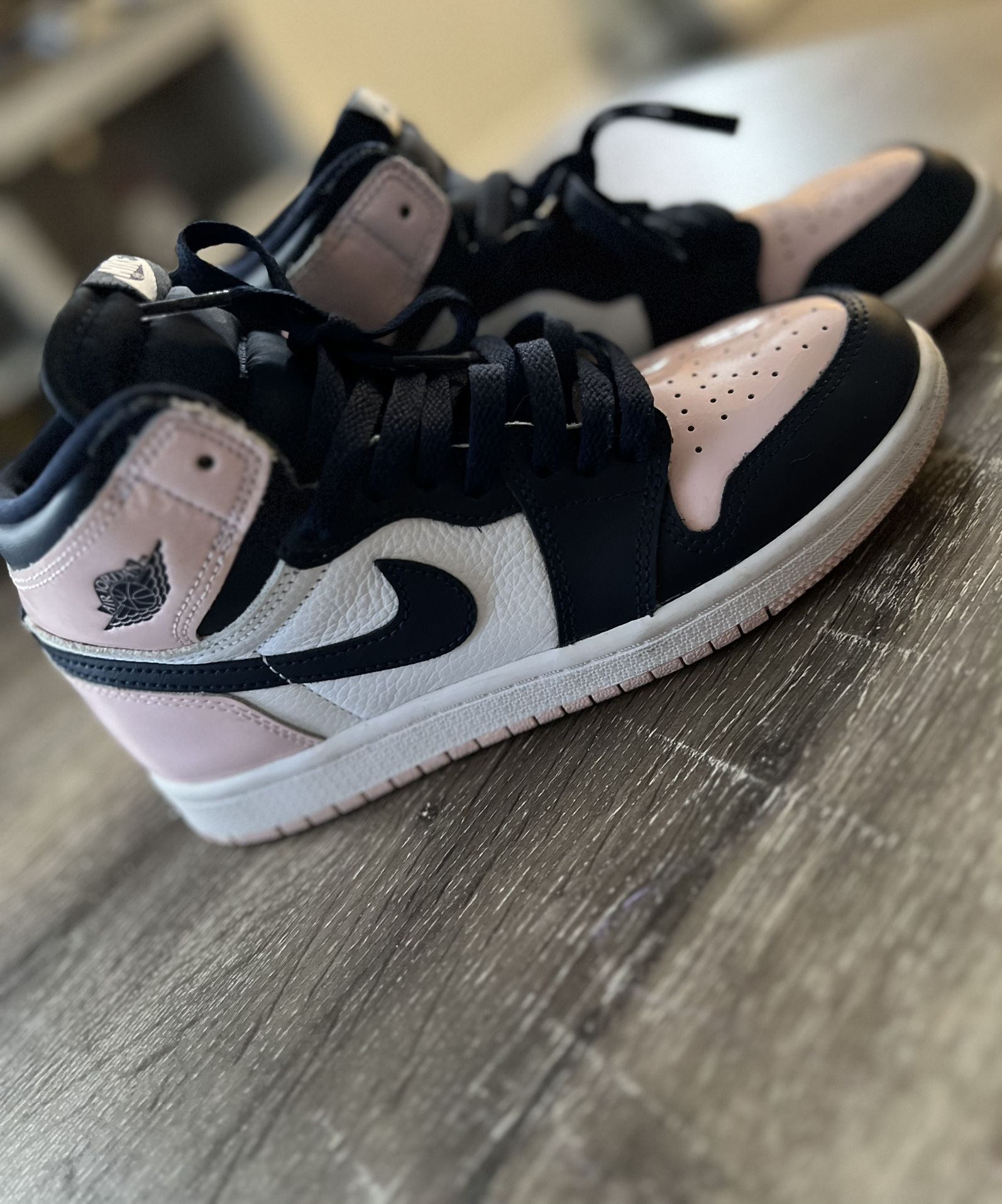 Jordan 1 Bubble Gum