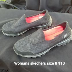 Women Skechers Size 8