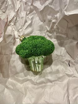 Broccoli Ornament